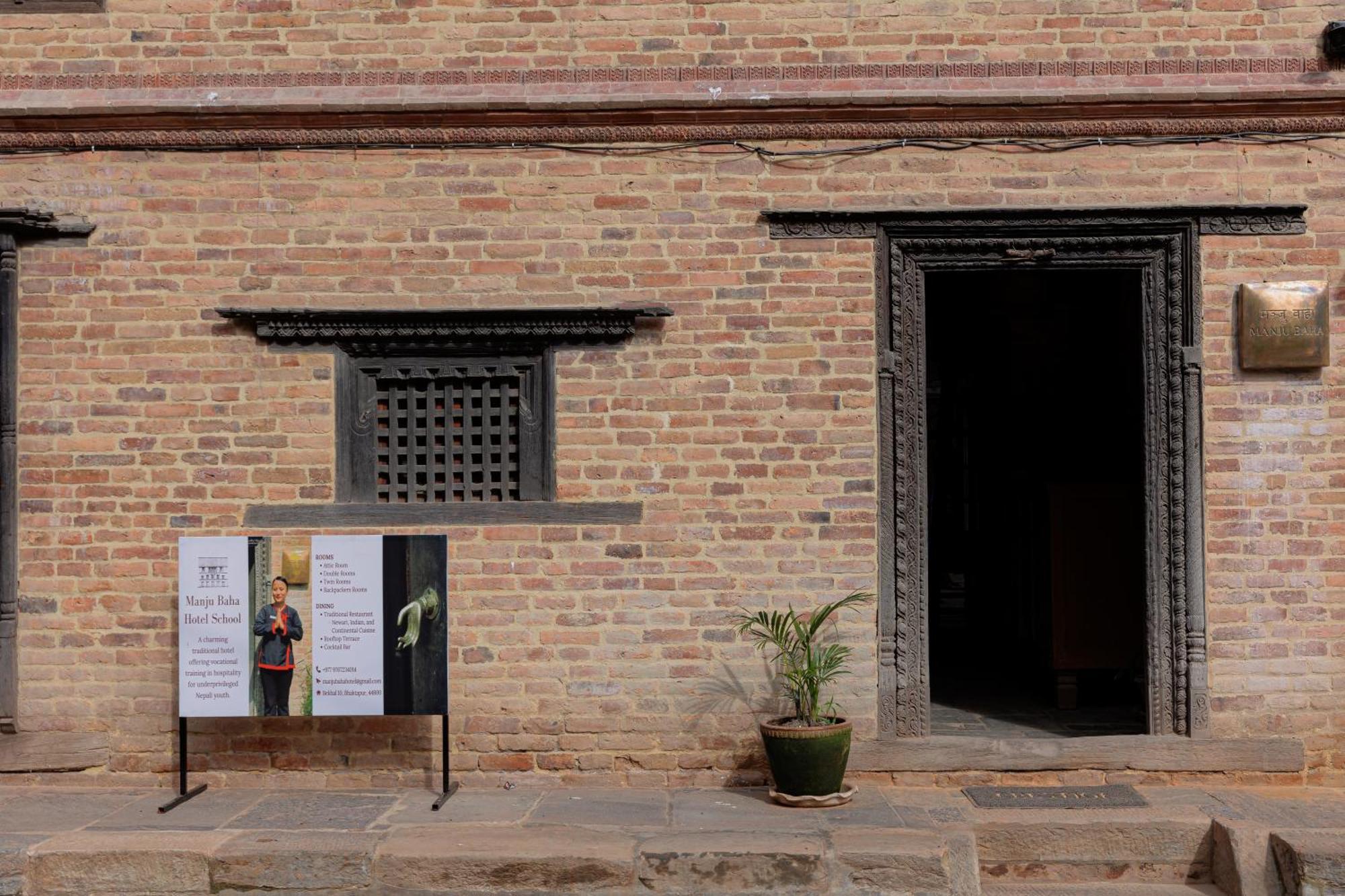 Manju Baha Hotel School Bhatgoan Exterior foto